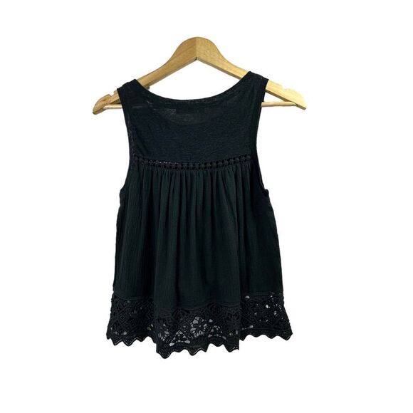 Revolve Generation Love Black Crochet Knit Tank Top NWOT - Picture 3 of 5